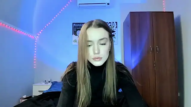 tinyglow online show from 12.15.25