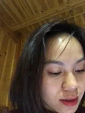 Snapshot of Trangbabylove chatting on 02.25.26 Trangbabylove online show from 02.25.26