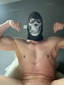 Luna MaskedMan online show from 05.22.26