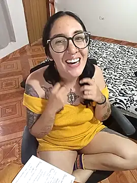 Melinerd online show from 12.15.25