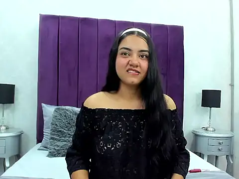 SalomeLee online show from 11.17.25