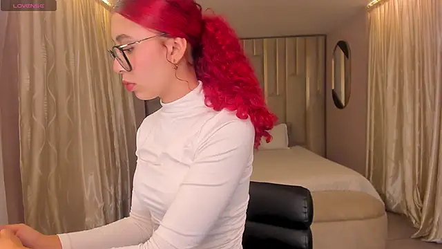 AmberFox1 online show from 12.19.25