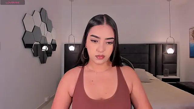SophieLanne online show from 05.21.26