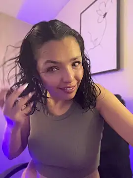 LaraDanverss online show from 04.16.26