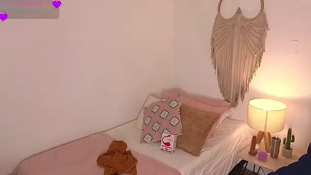 ChaosDoll   online show from 12.22.25