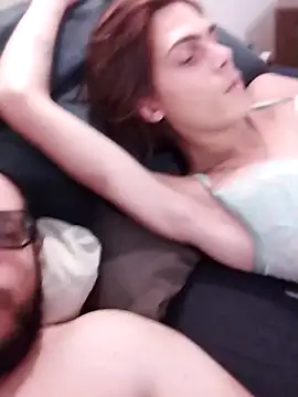 Snapshot of YoungTransAndBi chatting on 11.17.25 YoungTransAndBi online show from 11.17.25