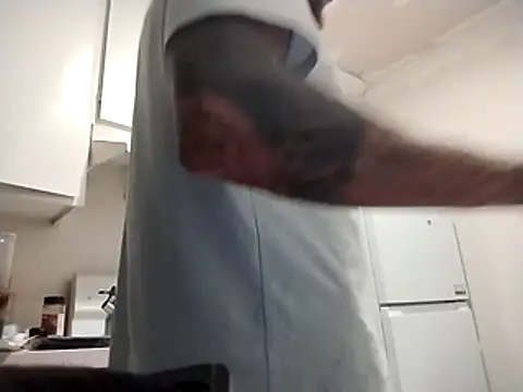 CarlosStillBig online show from 11.20.25