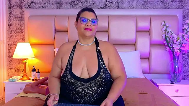 Snapshot of SelennaCooper chatting on 03.01.26 SelennaCooper online show from 03.01.26