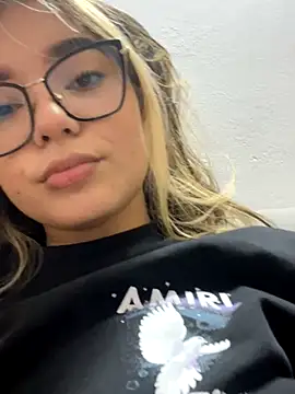 Xxx Amy online show from 11.30.25