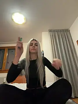 feliciafelon online show from 02.08.26