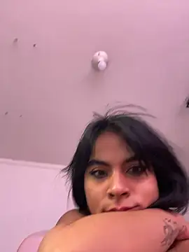 Sophie wyld online show from 12.02.25