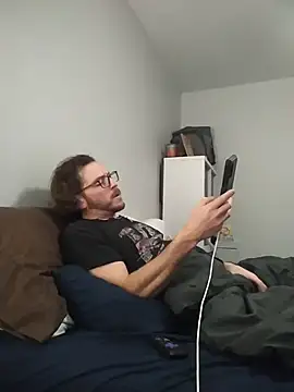 Snapshot of kasssiiken08 chatting on 11.17.25 kasssiiken08 online show from 11.17.25