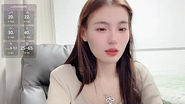 Snapshot of H-2005 chatting on 02.07.26 H-2005 online show from 02.07.26