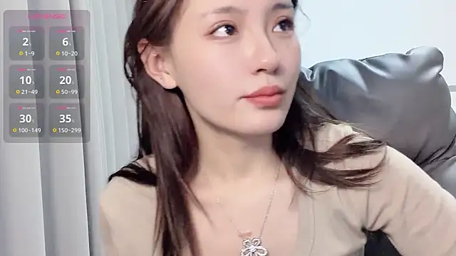 Snapshot of H-2005 chatting on 03.13.26 H-2005 online show from 03.13.26