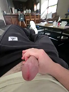 Cheekoy06 online show from 11.16.25