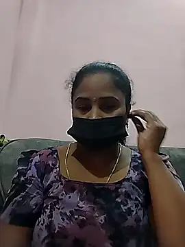 Snapshot of Tamil_devagi chatting on 11.20.25 Tamil devagi online show from 11.20.25