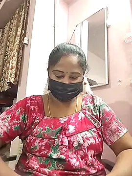 Snapshot of Tamil_devagi chatting on 11.29.25 Tamil devagi online show from 11.29.25