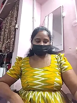 Snapshot of Tamil_devagi chatting on 11.30.25 Tamil devagi online show from 11.30.25