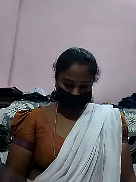 Snapshot of Tamil_devagi chatting on 12.04.25 Tamil devagi online show from 12.04.25