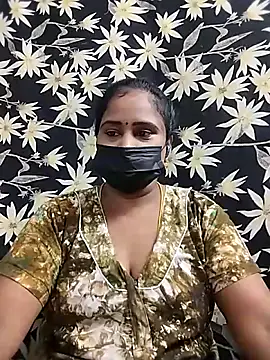 Snapshot of Tamil_devagi chatting on 12.18.25 Tamil devagi online show from 12.18.25