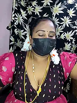 Snapshot of Tamil_devagi chatting on 12.19.25 Tamil devagi online show from 12.19.25