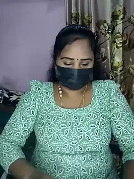 Snapshot of Tamil_devagi chatting on 01.08.26 Tamil devagi online show from 01.08.26