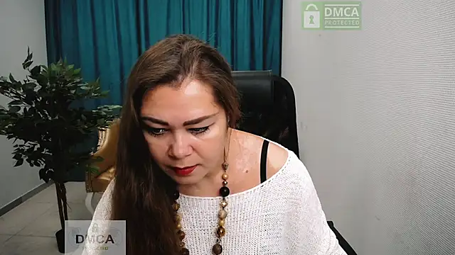 Susanna S online show from 11.27.25