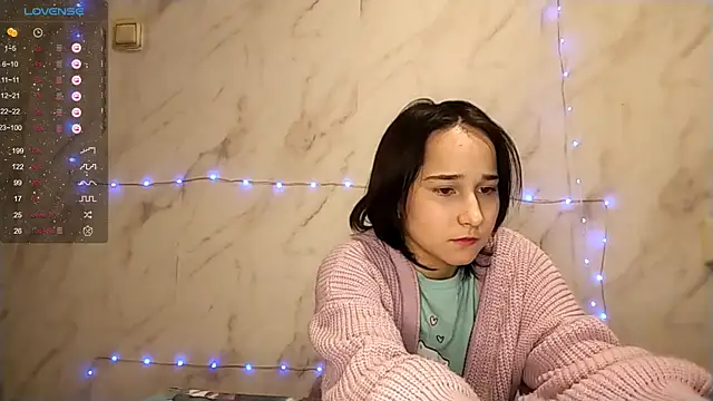 TianaMeiser online show from 12.18.25