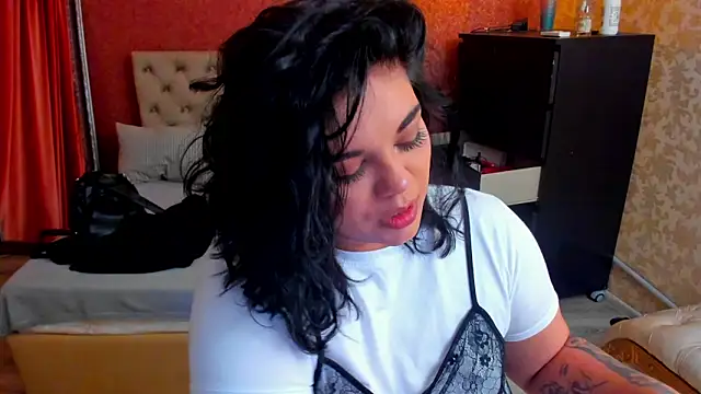 SpicyCarlaXX online show from 06.04.26