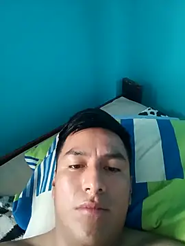 Snapshot of Enchulex919101 chatting on 11.16.25 Enchulex919101 online show from 11.16.25