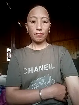 Snapshot of Gemma-sexyy chatting on 11.18.25 Gemma-sexyy online show from 11.18.25