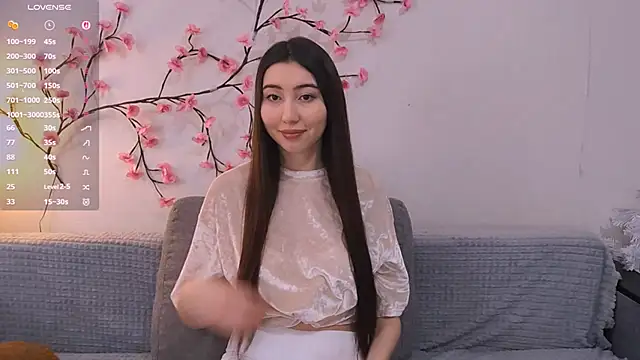 Snapshot of Alice_puff chatting on 02.01.26 Alice puff online show from 02.01.26