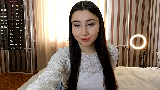 Snapshot of Alice_puff chatting on 02.25.26 Alice puff online show from 02.25.26