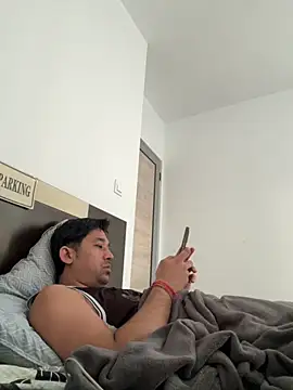 Jhonneeey online show from 11.21.25