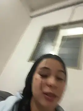 Katherinesweett  online show from 11.27.25