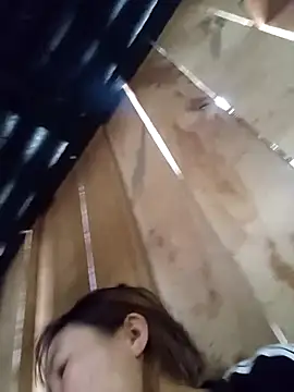 Lee-Thee online show from 12.14.25