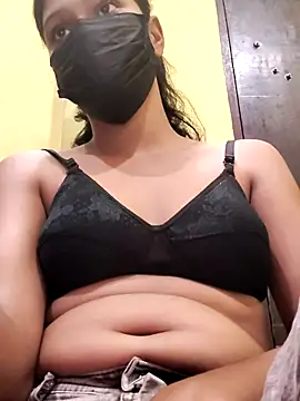 Snapshot of Minakshi-Gi chatting on 07.05.26 Minakshi-Gi online show from 07.05.26
