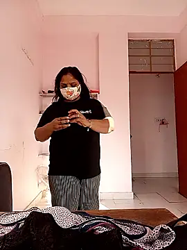 Snapshot of CUTE-LOVE-SWEETS chatting on 02.01.26 CUTE-LOVE-SWEETS online show from 02.01.26