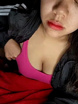 Xiu-L online show from 11.19.25