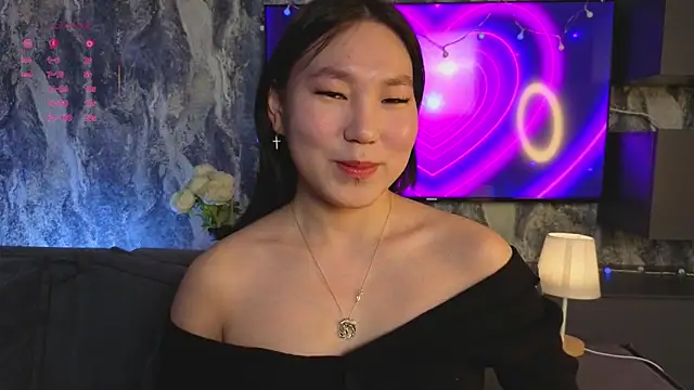 Snapshot of made1nchina chatting on 11.19.25 made1nchina online show from 11.19.25