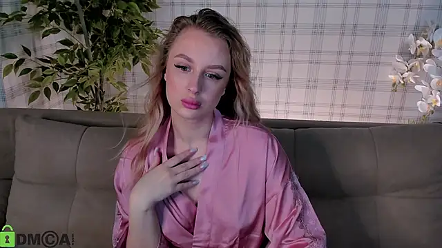 KiraRuiz online show from 02.26.26