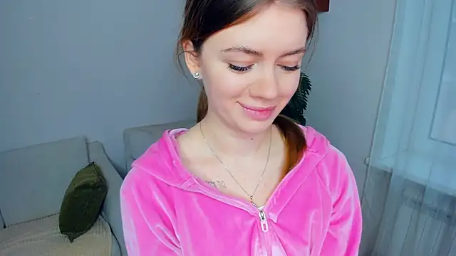 AngelesBenitz online show from 12.20.25