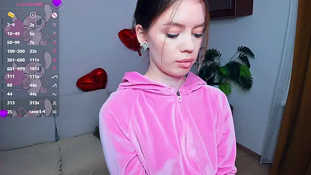 AngelesBenitz online show from 02.14.26