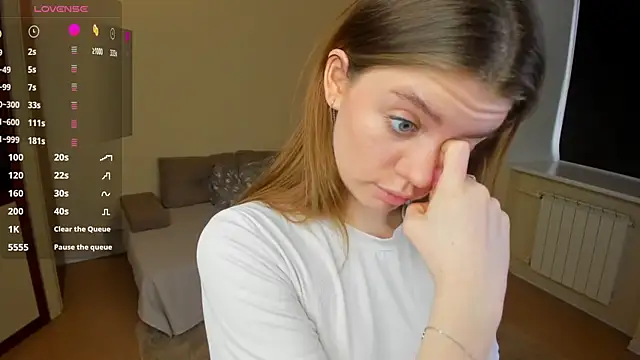 AngelesBenitz online show from 03.04.26