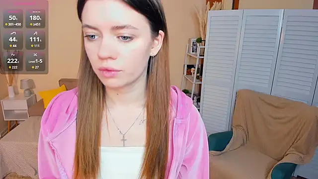 AngelesBenitz online show from 04.08.26