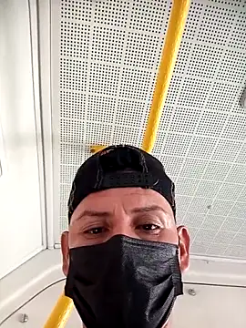 juunioreest online show from 11.26.25