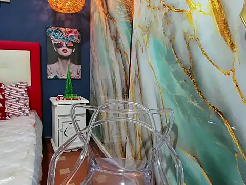 Xelena Kiss online show from 12.21.25