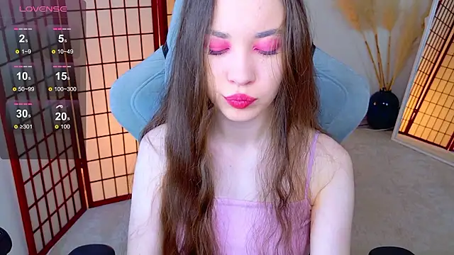 SilentLily online show from 02.05.26