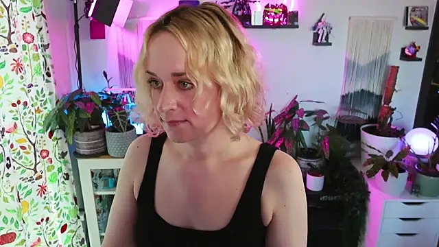 xzoeyryanx online show from 03.26.26