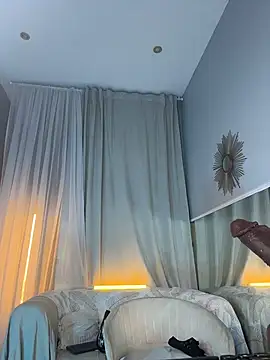 Snapshot of Tattitude_ chatting on 07.18.26 Tattitude online show from 07.18.26